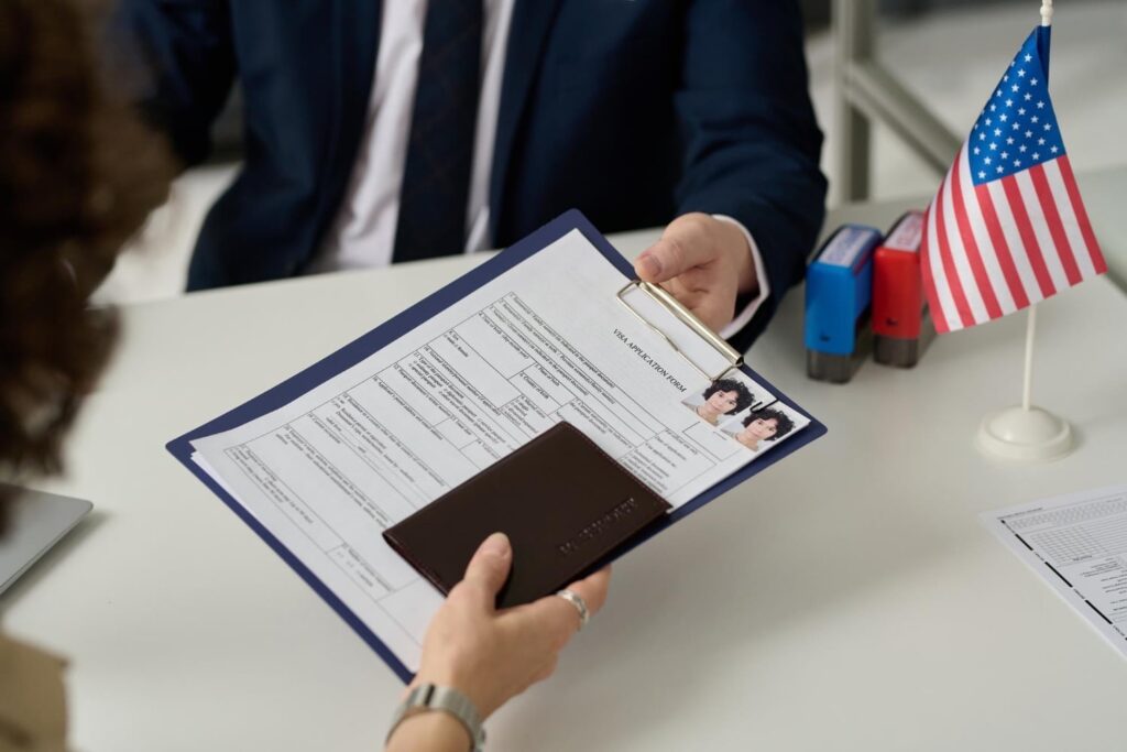 What is the DS-160 Form?