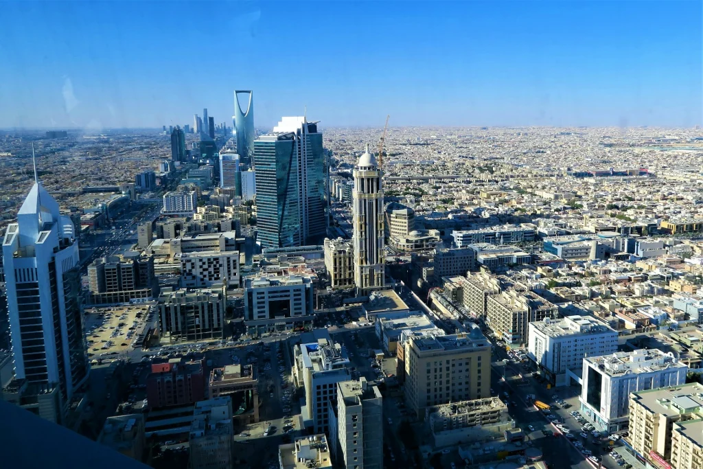 Saudi Visit Visa Options for UAE Residents
