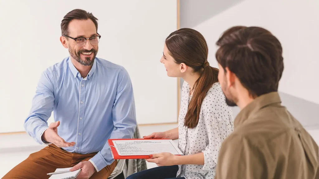 What Does a Brokerage Agency Do?